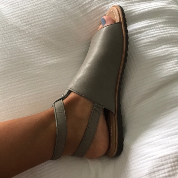 sorel ella mule strap sandal